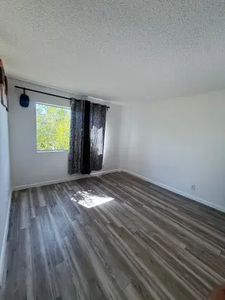 Cuarto  Moderno en Renta