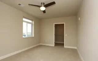 Beautiful 1Bedroom and 1bathroom available