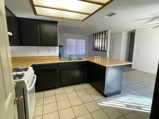 Nuevo Apartmento tipo ADU 1 recamara - 1 baño Newport Beach CA