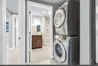 2 habitaciones, 2 baños, 805 pies cuadrados