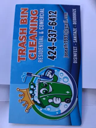 Servicio Profesional de Limpieza de Botes de Basura