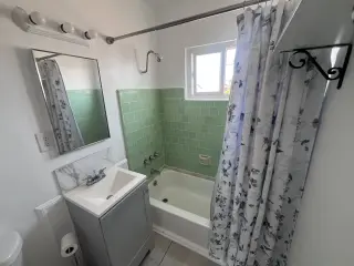 Apartment for rent^^ Lynwood^^^