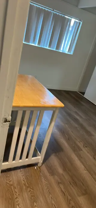Se renta cuarto con baño privado