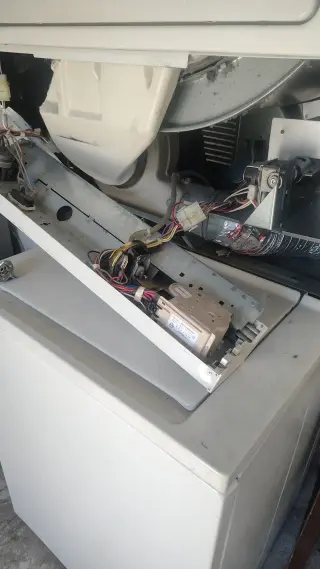 reparaciones de lavadoras ysecadoras.