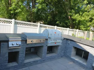 AJ Contractors LLC