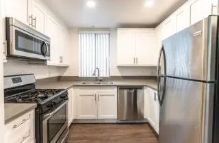2 Bed Apt in Garden Grove