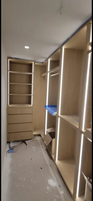 Ofrezco mis servicios de electricista