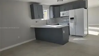 Lovely Home ...Miami FL