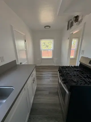1 Bd / 1Ba Bungalow