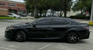 🚘 2022 Camry SE/ 💥 DOWN desde los $1.000  💥