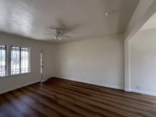 Apartamento de 1 recámara y 1 baño, recién renovado, en Bell, CA