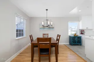 Super cute Winnetka charmer that has been tastefully renovated!