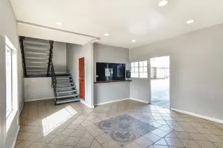 Estudio Amueblado en W Adams Blvd $1,195 - West Adams
