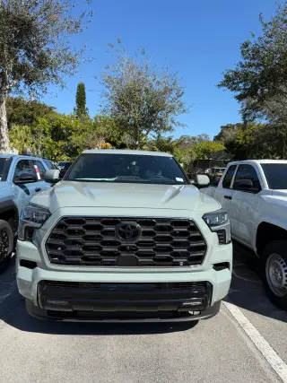 👑 2026 Toyota Sequoia – ¡0 MILLAS de Paquete! / Inicial $3,000 🚙✨