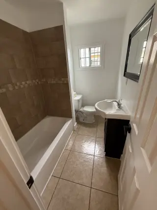 Casa 3 recamas 2 baños.