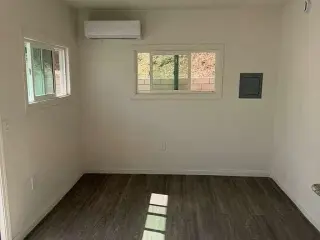 Casa en Alquiler - 2 Recámaras, 1 Baño - Excelente Ubicación