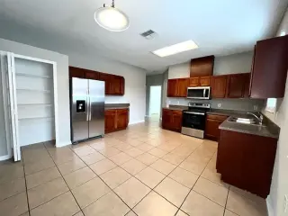 Beautiful gated community Mirabella