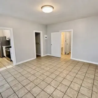 Luminoso Apartamento Esquinero de 2 Recámaras