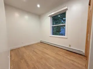 DEPARTAMENTO CON BASEMENT  – WOODHAVEN, NY