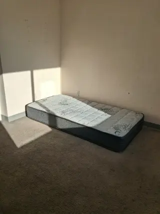 Se Renta Recamara