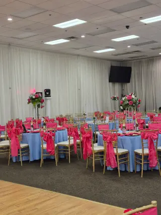 Salon de 100 a 400 personas