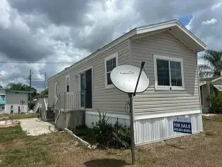 Cozy 2-Bedroom Rental in a Quiet Neighborhood