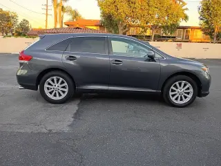 2012 TOYOTA VENZA LE