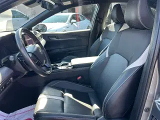 2025 Toyota Camry XSE Hybrid