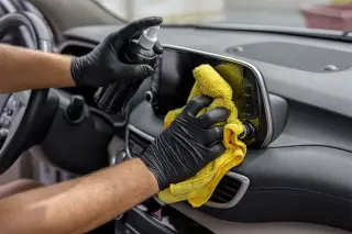 POLARIZADO DE AUTO - CARWASH - CAR DETAILING IN LANCASTER CA.