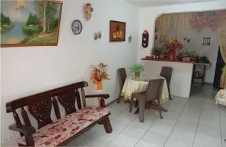 Amplia Casa Multifamiliar en Venta