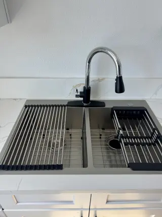 Fullerton 2 Bedroom 1 bath Apartment with A/C