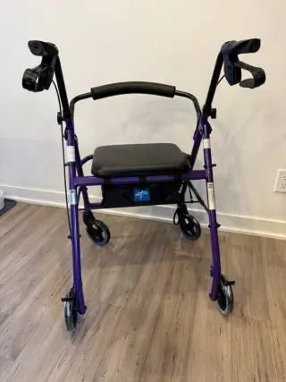 Rolling walker with a seat for Seniors