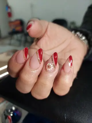 Uñas acrílicas