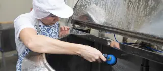 Trabajo de LIMPIEZA en compañía de Produccion de Comida