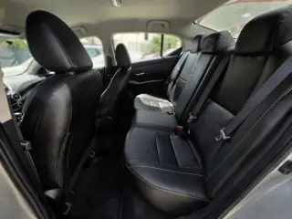 Nissan Sentra S 2023 Gris - Santiz Autos