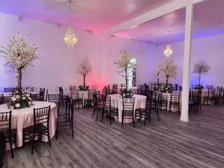 Espacio Elegante para Bodas y Fiestas