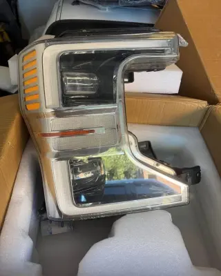 🔥 2022 FORD F-350 KING RANCH HEADLIGHT 🔥