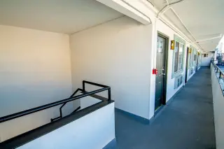 Estudio Amueblado en Westlake - Todos los Servicios Incluidos