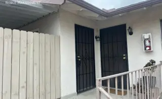 Casa en alquiler de 2 dormitorios y 1 baño en Orange .