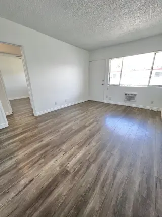 Fully Renovated 2 Bed / 1 Bath Apartment with Parking – Gated Community!