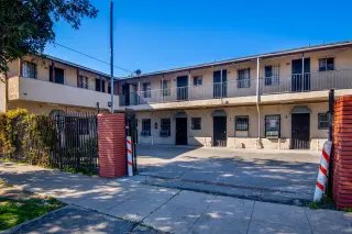 Estudio Amueblado en Jefferson Blvd $945 - Sur de Los Angeles