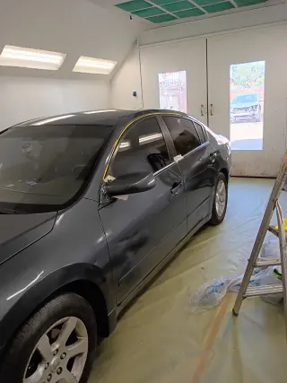 Servicio Profesional de Pintura de Autos