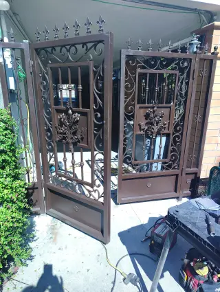 Instalación de Cercas con gates I motores para gates