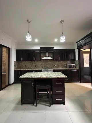 Casa en Condominio en Venta en Zona 16, Ciudad de Guatemala