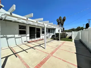 Inglewood, CA 90304