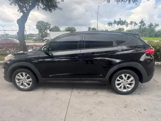 🚙 Hyundai Tucson 2020 💵 7.800$ Cash. 🛣️ 110.000 Millas