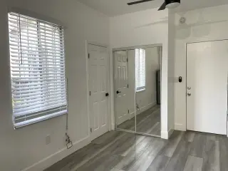 !! MOVE-IN-SPECIAL !! Remodeled Studios in the Heart of Koreatown