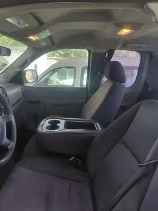 Se Vende Silverado 2500 LS, 2010, con muy poco kilometraje, nacional de agencia