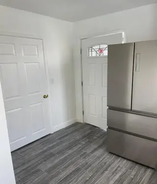 Spacious Room for Rent in Modern Apartment