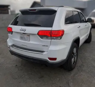 TITULO LIMPIO JEEP GRAND CHEROKEE PAGOS DEALER FINANCIAR AUTOMATICO SUV EN VENTA